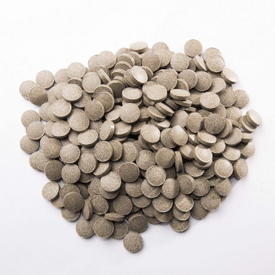 Barker and Barker Low Fat Dog Training Treats Small Blueberry and Liver Treats (330 treats - pot) - Image 2