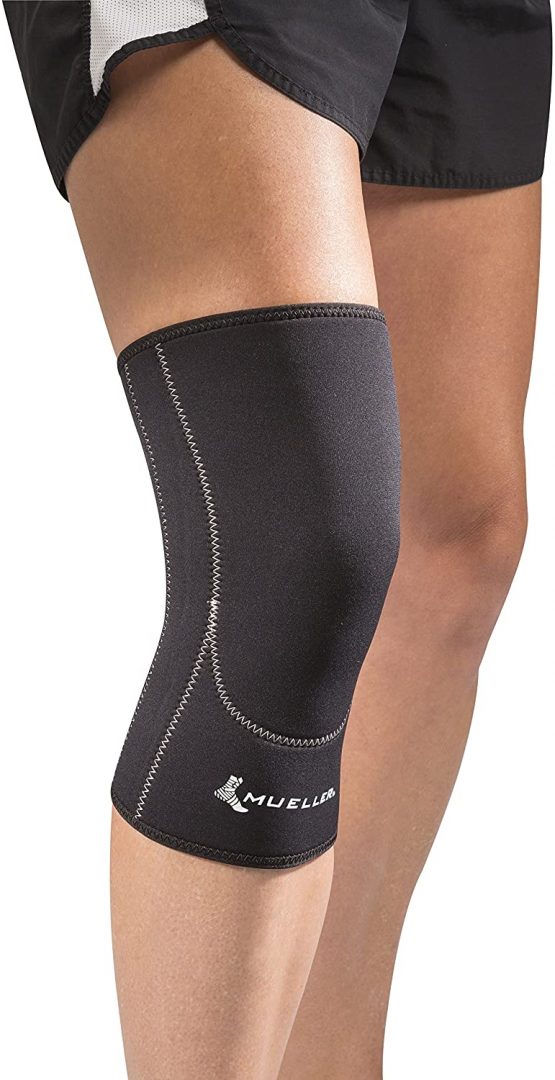 MUELLER Closed Patella Knee Sleeve, X-Large, Black - Image 2