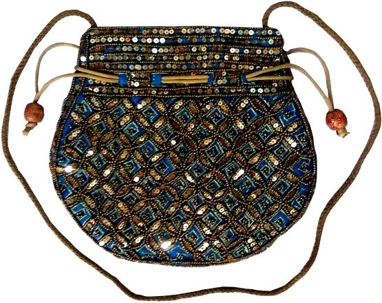 Purpledip Potli Bag (Clutch, Drawstring Purse) For Women With Intricate Gold Thread & Sequin Embroidery Work - Image 4