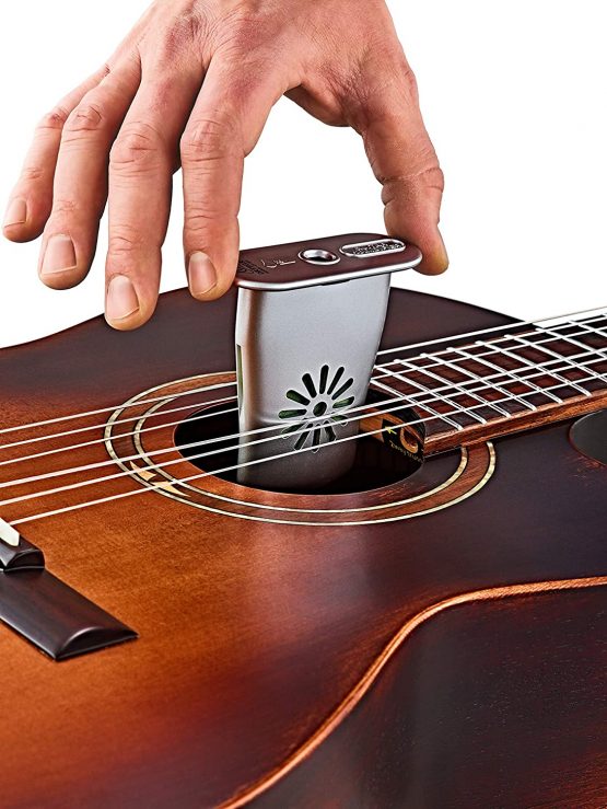 ORTEGA Acoustic Guitar Humidifier HUMIGT-SV silver, incl. sponge and syringe - Image 3