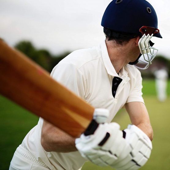 Wowow Toys Wooden Size 3 Junior Cricket Bat Set | Kids Cricket Set Great Outdoor Sports Entertainment Cricket Set Adult Kids Boys and Girls - Image 2