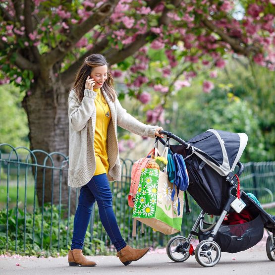 Buggy Clips by Baby Uma - Triple Award Winning: MadeForMums & LovedbyParents Awards. Hook Your Shopping Bags, Handbag or Change Bag on Your Stroller, Pram or Pushchair - Black, 2 Pack - Image 3