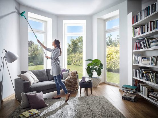 Leifheit Dusty Cobweb Duster, Small Cobweb Brush, Broom with Adjustable Angled Design for Cleaning Corners, Compatible with Leifheit Handles, Blue - Image 2
