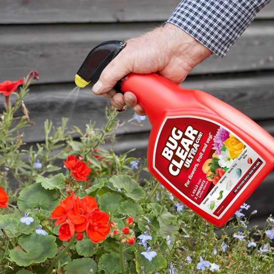 Miracle-Gro 18981 BugClear Ultra Gun, 1 Litre, Clear Bugs, Pests and Major Insects from Flowers, Fruit and Veg Plants - Image 3