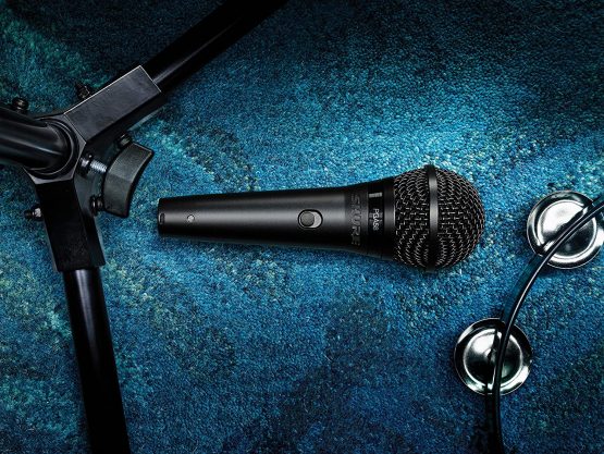 Shure PG ALTA Cardioid Dynamic Vocal Microphone with XLR-XLR Cable (PGA58-XLR) - Image 4