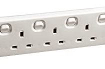 pro elec 6 Way Switched Extension Lead - White