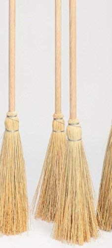 Mendi Fantasy Broom 39" Handmade in Spain 111 cm, Natural - Image 4