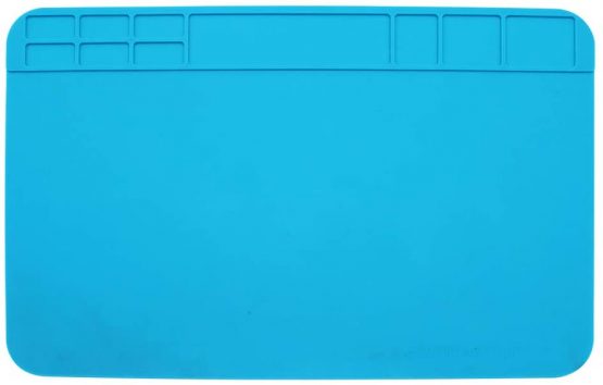 SPTwj Soldering Mat 500℃ Heat-Resistant Insulation Silicone Mat Anti Static Soldering Mat for Soldering Brazing Repair Tool Welding Padt(30cm x 20cm x 1.5mm)