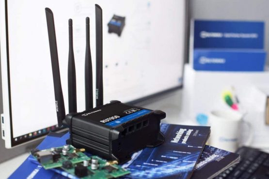 Teltonika RUT950 LTE 4G Router - Image 4