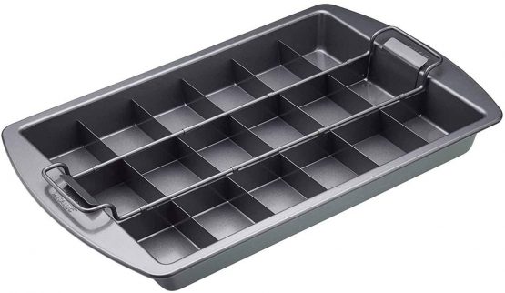 Chicago Metallic Professional Non-Stick Brownie Tin with Dividers and Loose Base, 23 x 33 cm (9" x 13"), Carbon Steel, Grey, 25 x 39.5 x 4 cm