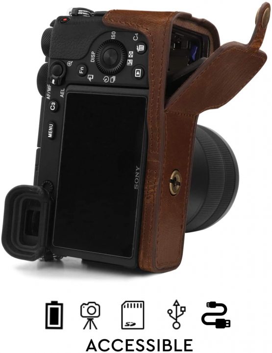 MegaGear Ever Ready Leather Camera Half Case compatible with Sony Alpha A6600 - Image 4