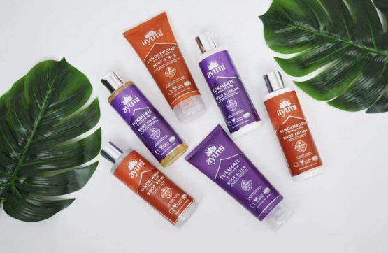 Ayumi Sandalwood & Ylang Ylang Face Scrub. Vegan, Cruelty-Free, Dermatologically-Tested, 1 x 125ml - Image 3