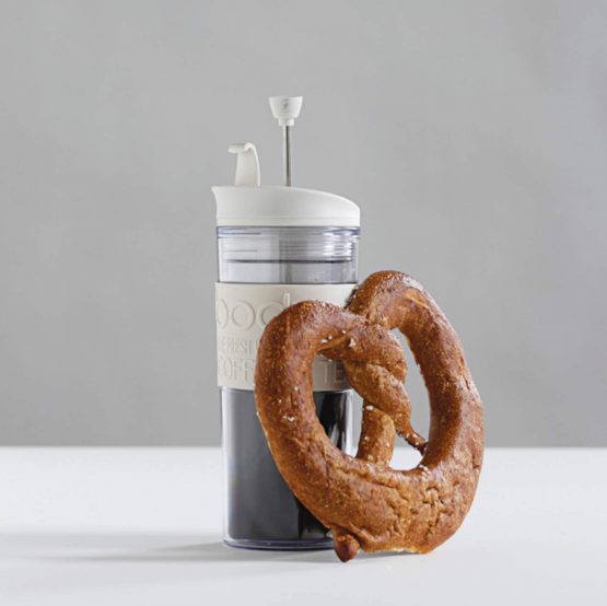 BODUM Travel French Press Coffee Maker Set with Extra Lid, Vacuum, 0.35 L/12 oz, White - Image 3