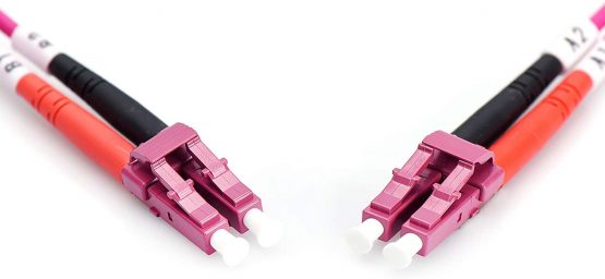 Digitus FO patch cable OM4-10 m LC to LC fiber optic cable - LSZH - Duplex Multimode 50/125µ - 10 GBit/s - Purple - Image 4