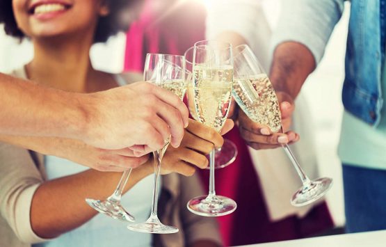 Champagne Tulip Glasses for for Chmpagne and Prosecco | Set of 6 Champagne Flutes | Champagne Glasses with Perfect Stems and Flute to Hold 21Cl. of Champagne. - Image 4