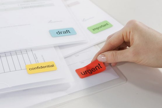 Avery L6034-20 Removable Coloured Labels (A4 Sheets of 63.5 x 33.9 mm, 24 Labels Per Sheet, 20 Sheets) - Red - Image 4