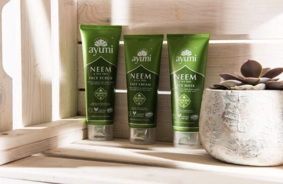 Ayumi Neem & Tea Tree Face Scrub. Vegan, Cruelty-Free, Dermatologically-Tested, 1 x 125ml - Image 2