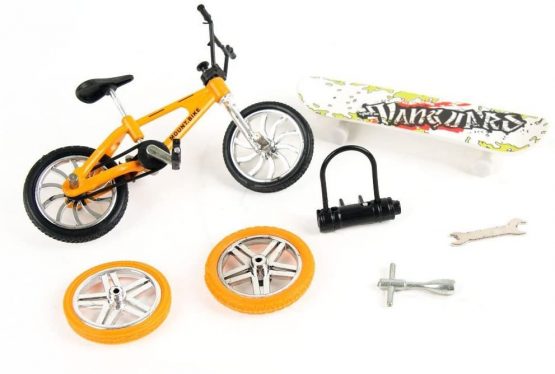 Toy Set Finger Bike & Board Skateboard With Skate Accessories Set - Image 2