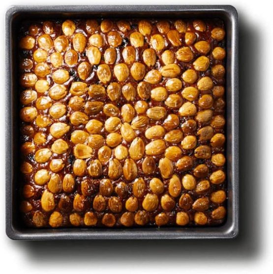 MasterClass KCMCHB56 30 cm Deep Cake Tin with PFOA Free Non Stick and Loose Bottom, 1 mm Carbon Steel, 12 Inch Large Square Pan , Grey - Image 2