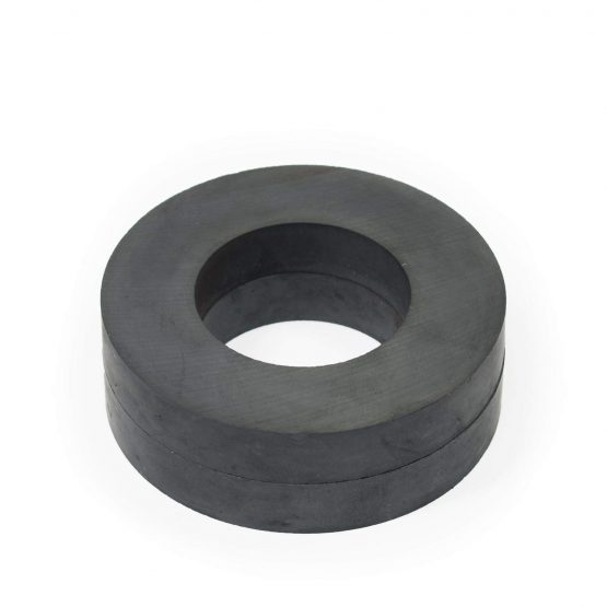 AOMAG Ferrite Magnet Ring OD60 x ID32 x 10mm Large Grade C8 Ceramic Magnets for Science (Pack of 2) - Image 3
