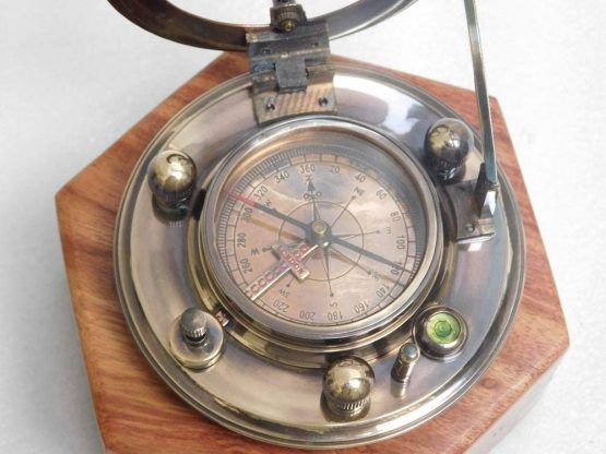 RIRHTAJUS brass antique sundial compass fully functional compass with rosewood box. - Image 3