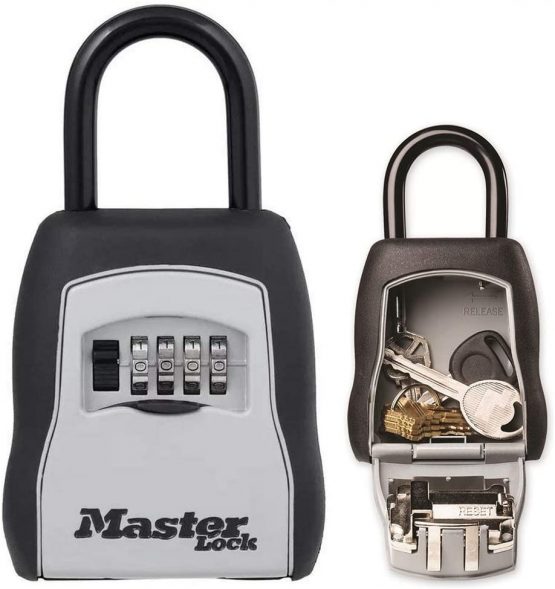 MASTER LOCK Portable Key Safe [Medium size] [Outdoor] - 5400EURD - Key Lock Box with shackle