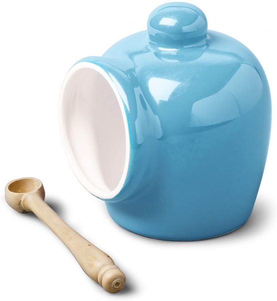 WM Bartleet & Sons 1750 T345B Traditional Porcelain Small Pig with Wooden Salt Serving Spoon-Blue