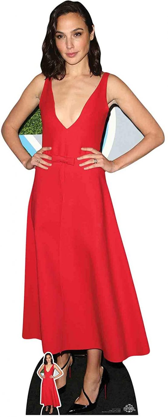 Star Cutouts Ltd CS771 Lifesize Cardboard Free Desktop Cutout of Gal Gadot 178cm Tall, Multi-Colour