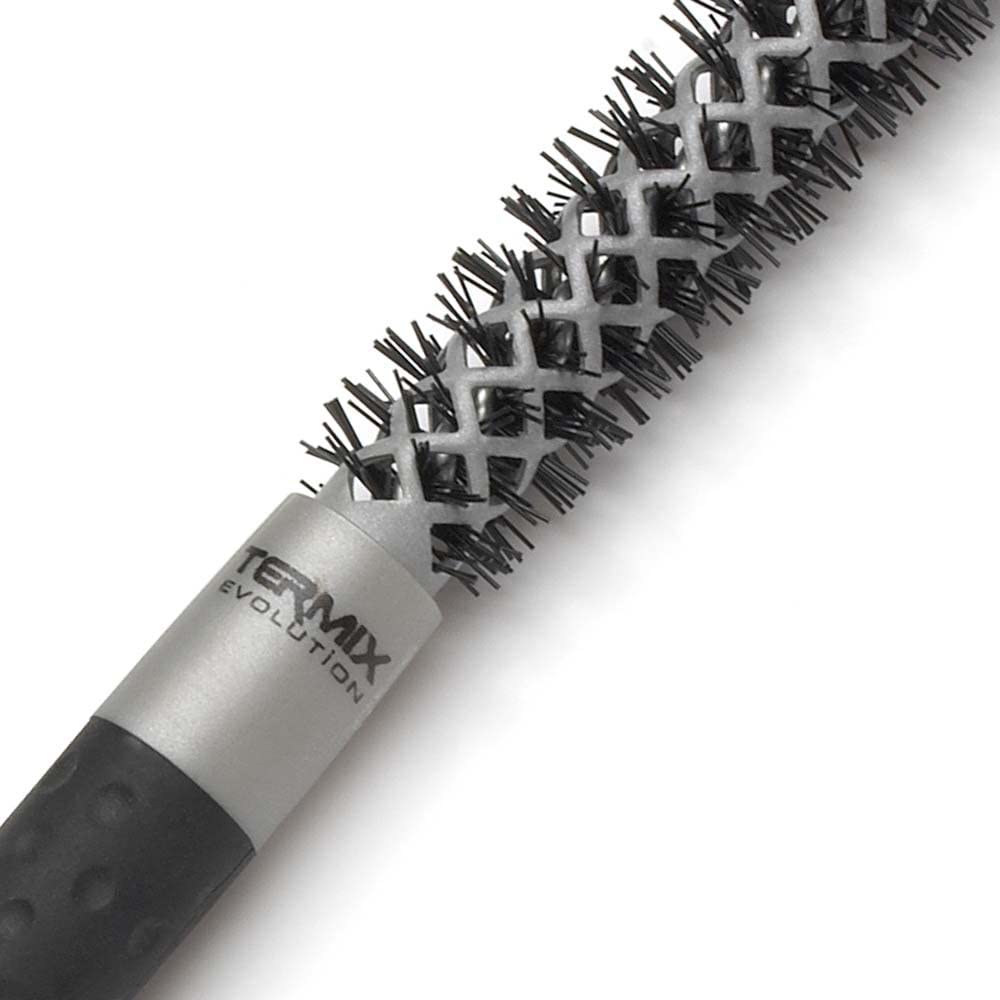 Termix Evolution Basic diameter 12 mm - Hairbrush for normal hair with ionized bristles for hair of medium thickness - Image 3