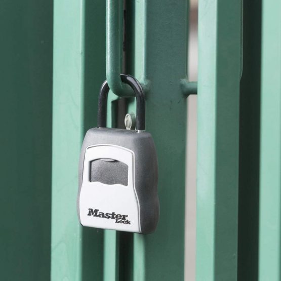 MASTER LOCK Portable Key Safe [Medium size] [Outdoor] - 5400EURD - Key Lock Box with shackle - Image 3