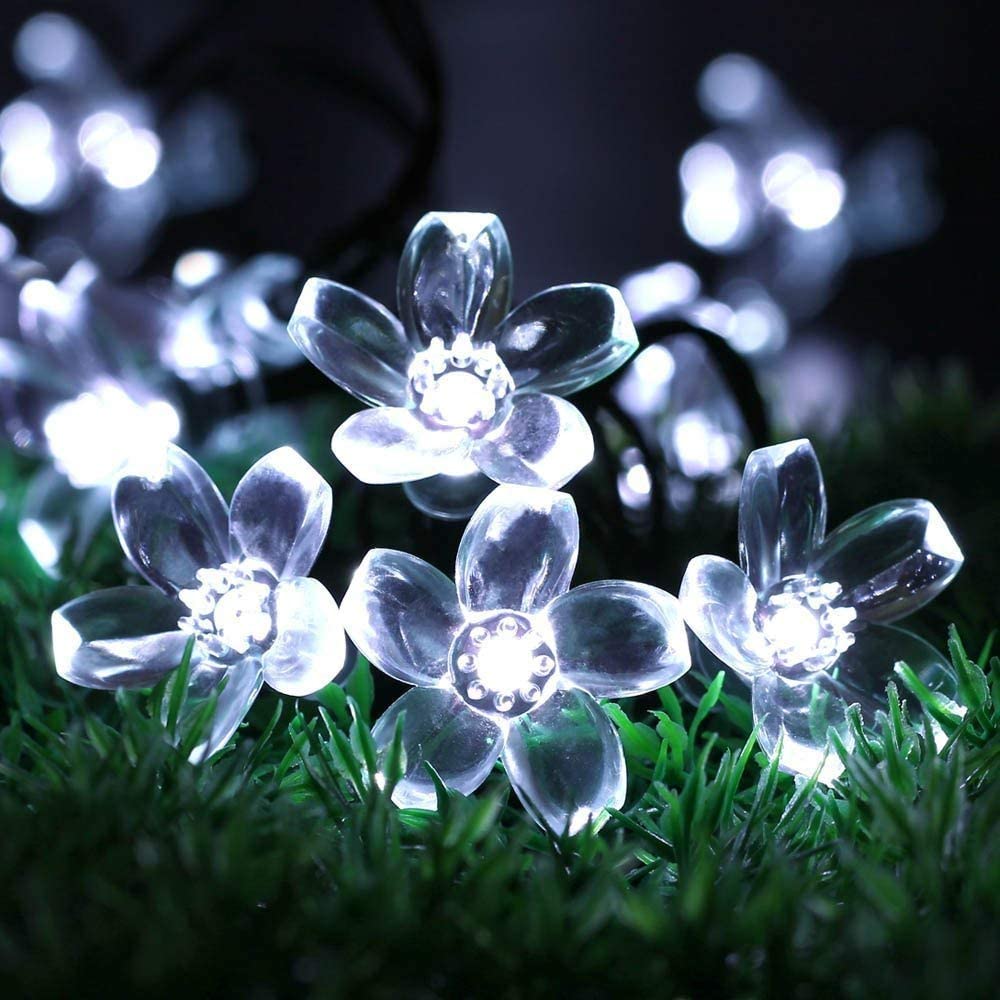 Tuokay, Solar Garden Lights, Outdoor Fairy Lights with Flower, Waterproof 7m 50 LED 8 Twinkling Modes - Image 3