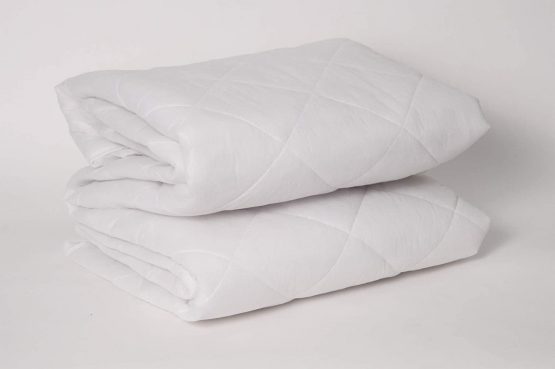 Sleepdown Quilted Fitted Mattress Protector Pad Cover Bedding White Soft Cosy With Extra Deep Pocket 30 cm Bed Bug Dust Mite Proof - Double 135 x 190 cm - Image 2