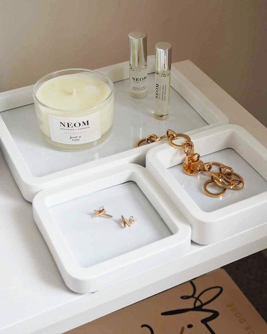NEOM- Perfect Night's Sleep Scented Candle, Travel Size, White, 75 g (Pack of 1) - Image 4