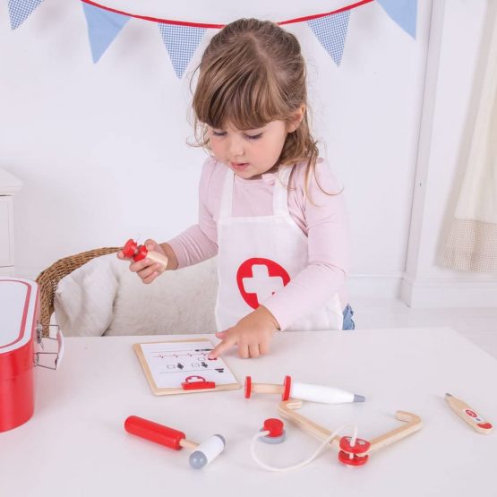 Bigjigs Toys Wooden Doctor's Kit - Pretend Play - Image 4