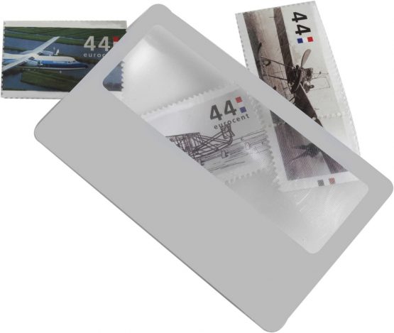 Flexible Credit Card Size Arcylic Magnifying Lens with Plastic Sleeve (10 Cards) - Image 2