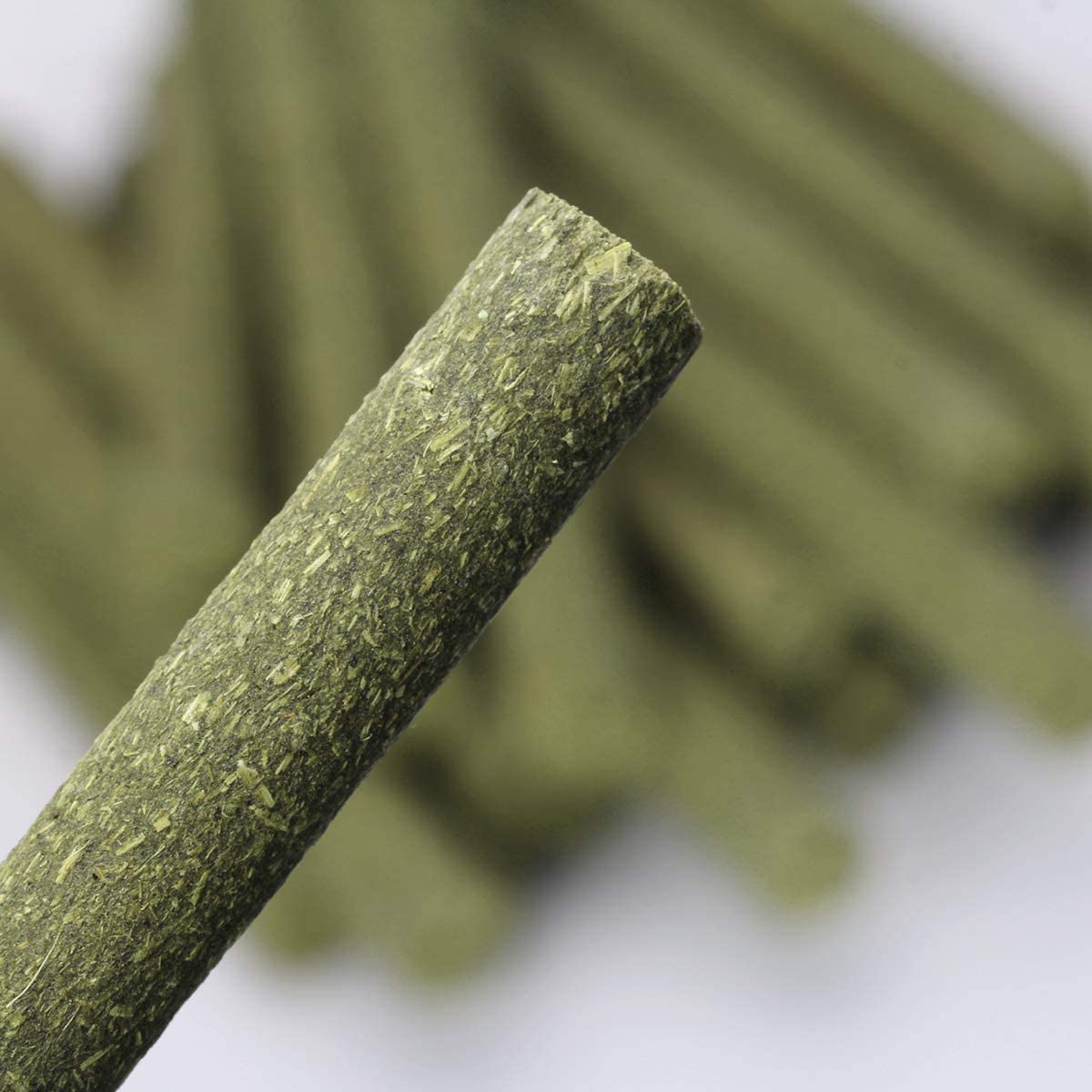 25 PCS Natural Timothy Hay Sticks Chinchilla Chew - Image 4