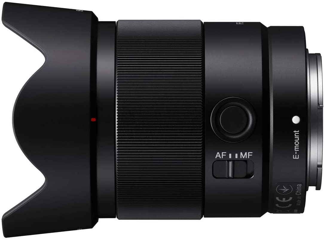 Sony 35mm f/1.8 Full-Frame E-Mount Prime Lens - Ideal for Street Portrait, and Low-Light Photography, Black - Image 3