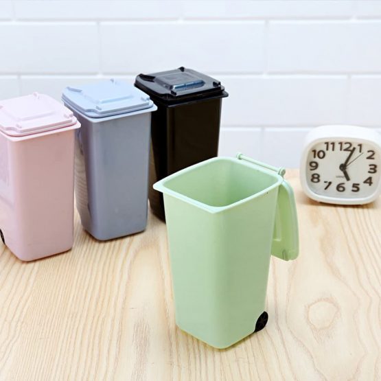 TOYMYTOY Office Trash Can, Desktop Mini Trash Bin, Garbage Bin Set Pencil Cup Holder with Lips & Wheels(4PCS) - Image 2