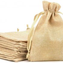 RUBY Hessian Bags Jute Bag Small Burlap Sack, Burlap Bags Drawstring Linen Bag Jute Material Pouch Cotton Fabric Gift Bags 50 Units (13.5 x 9.5 cm)