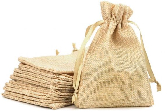 RUBY Hessian Bags Jute Bag Small Burlap Sack, Burlap Bags Drawstring Linen Bag Jute Material Pouch Cotton Fabric Gift Bags 50 Units (13.5 x 9.5 cm)