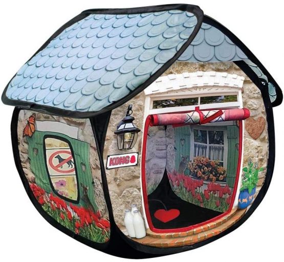 KONG Play Spaces Cat Bungalow