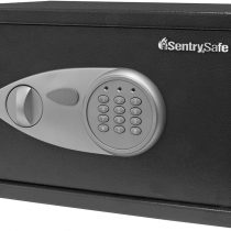 Sentry X055 Security Safe Electronic Lock 4mm Door 2mm Walls 16.4 Litre 10.4kg W350xD270xH220mm Ref X055