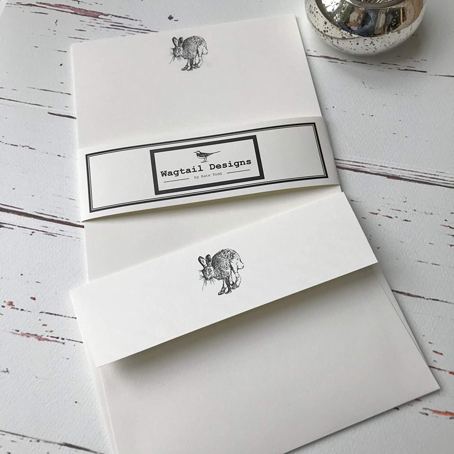 Wagtail Designs Writing Paper Gift Set including a Hare Illustration in a Lovely Black Box with Ribbon (18 Sheets and 18 envelopes)