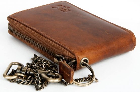Genuine leather pocket sized zip-around wallet with a shark with metal chain - Image 2