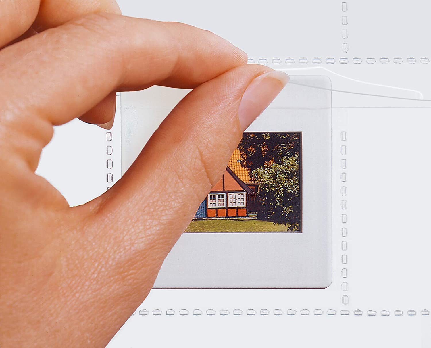 HERMA 7698 Slide Sleeves for Framed Slides Pack of 10, 5 x 5 cm, 20 Compartments, Clear/Matt, Visible on Both Sides - Image 3