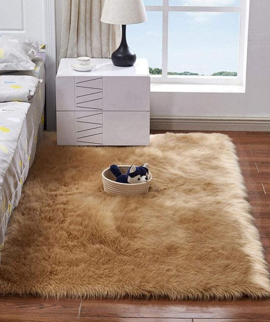 HARESLE Woolen Floor Rug Non Slip Fluffy Area Rugs Shaggy Floor Carpet for Bedroom Living Room, Camel/2'x 3'
