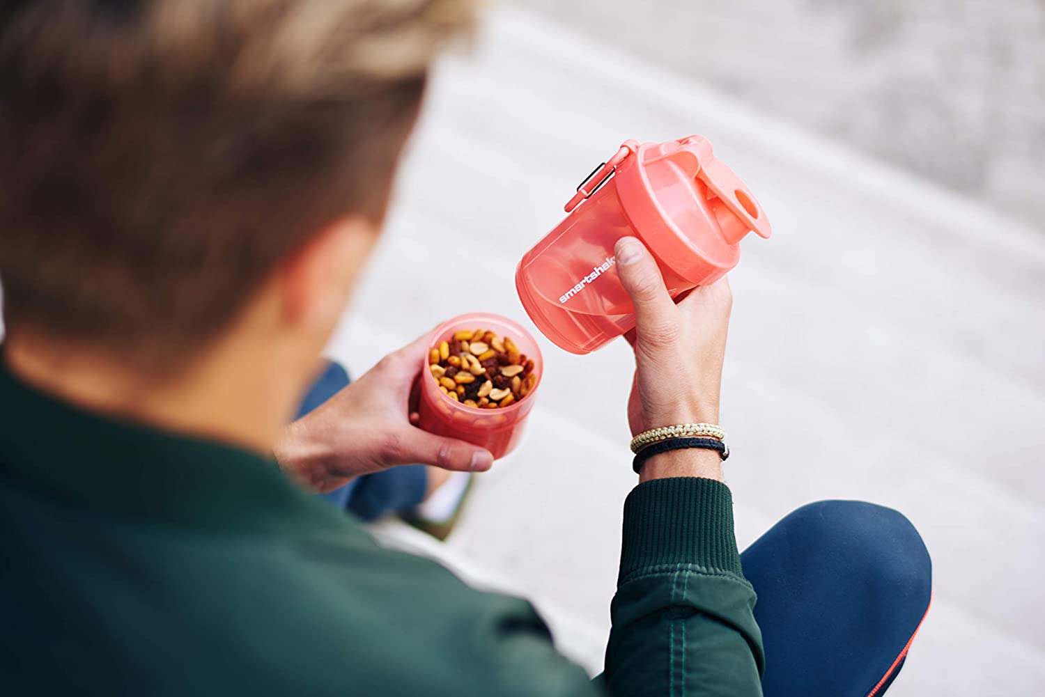 Smartshake Original 2GO Shaker Cup with 600 ml Capacity, Neon Pink - Image 3