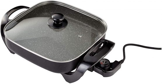 Judge JEA23 Electric Skillet Non-Stick with Vented Glass lid and Twin Carrying Handles Multi Cooker with Versatile Settings 2 Year Electrical Guarantee