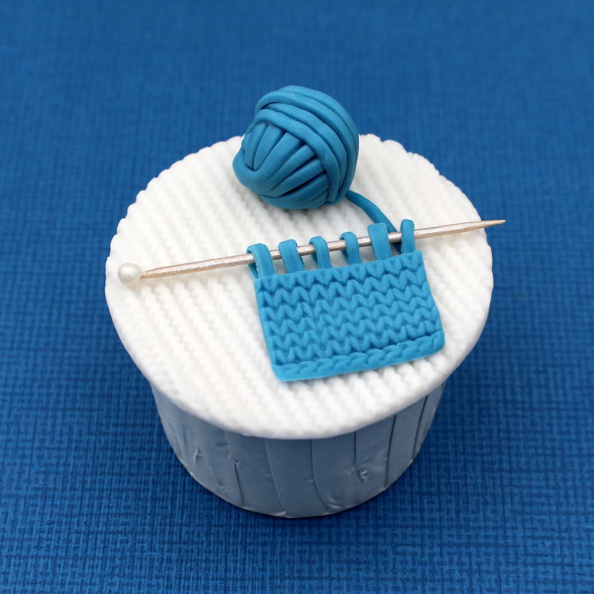 Knitting Design Mat Silicone Mould for Cake Decorating Crafts, Cupcakes, Sugarcraft, Candies, Card Making and Clay - Image 4