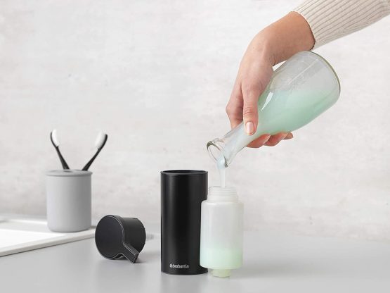 Brabantia Soap Dispenser 200ml (Matt Black) Handwash, Lotion, Shampoo Pump for Bathroom/Kitchen - Easy Refill, Easy Clean - Image 4